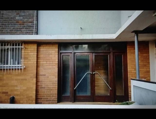 2 BEDROOM APARTMENT FOR SALE IN KENSINGTON